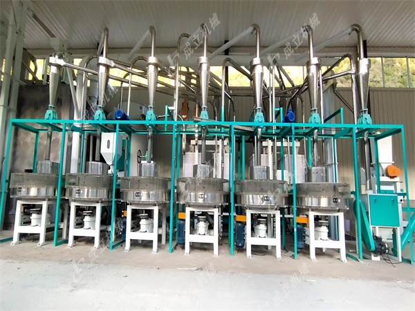 河南新鄭八組石磨面粉機械客戶安裝現(xiàn)場(圖)